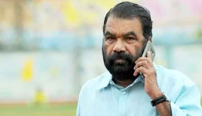 ക്രിസ്മസ് ആഘോഷങ്ങള്‍ക്ക് വിലക്കേര്‍പ്പെടുത്തിയവര്‍ക്കെതിരെ മുന്നറിയിപ്പ്: വിദ്യാലയങ്ങളില്‍ വിഭജനവും അവധിക്കാല ക്ലാസുകളും വേണ്ട: മാനേജ്മെന്റുകള്‍ക്ക് ‘മന്ത്രിയപ്പൂപ്പന്റെ’ ആഞ്ഞടിക്കല്‍